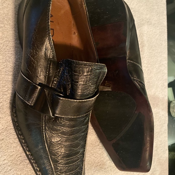 Excellent condition Aldo leather dress shoes  size 41 (8.5) - Picture 3 of 3